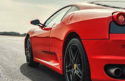 Kör Ferrari/Lamborghini - 30 km
